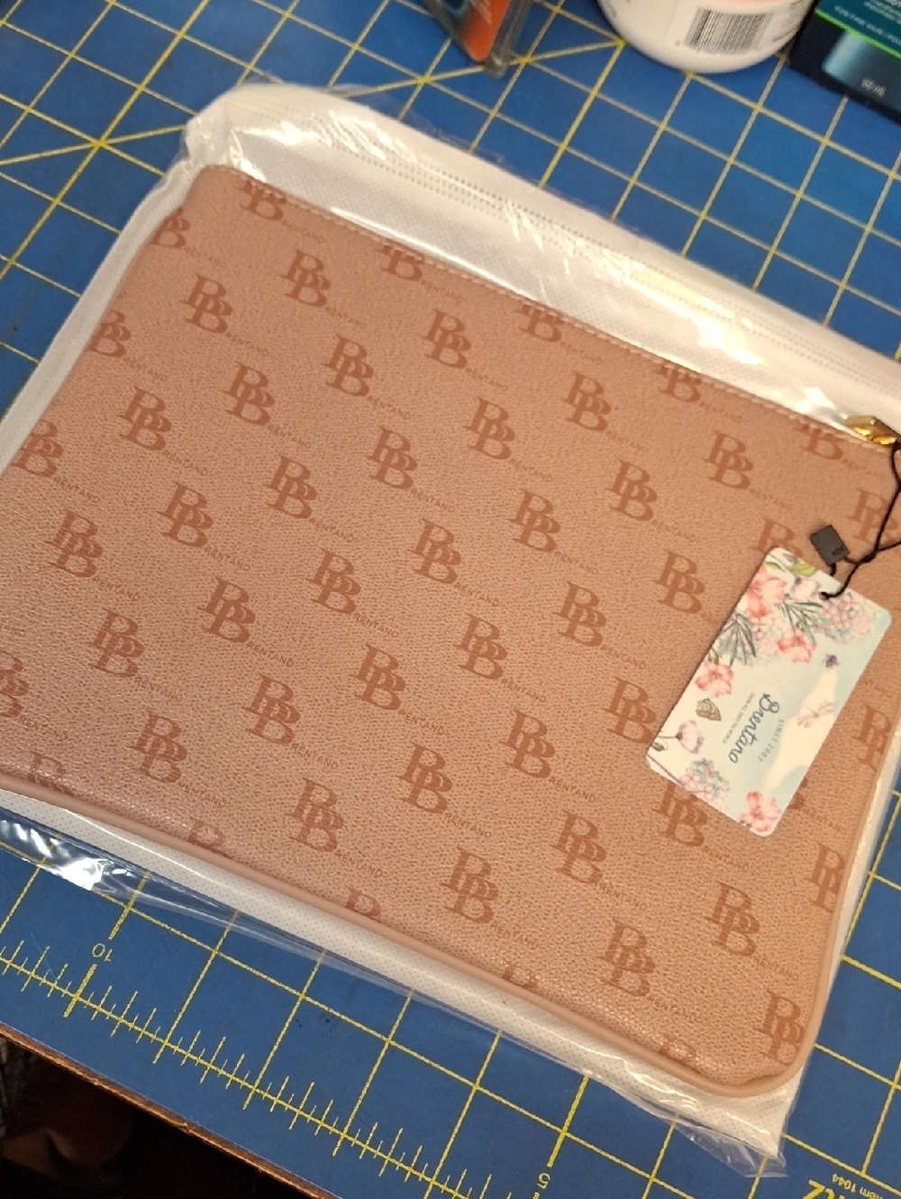 Brentano Clutch 10x7.5 Pouch Bag NWT